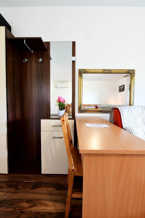 Apartman Leona 라코비카 외부 사진